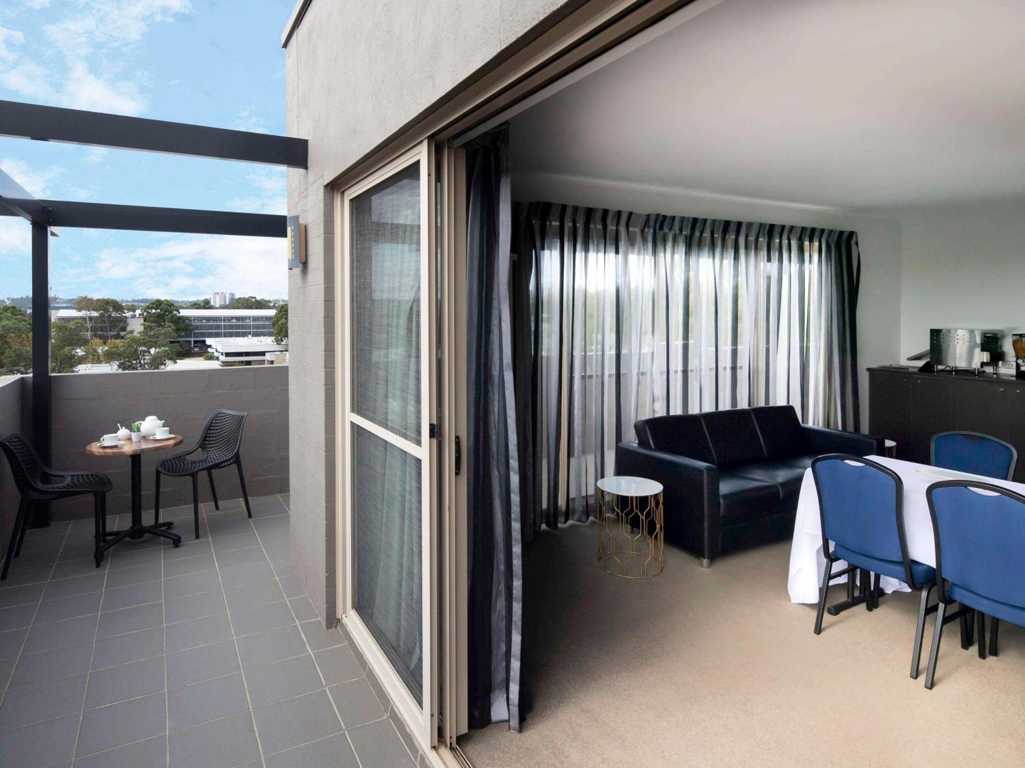 Mantra Castle Hill Sydney, An Accor Hotel מראה חיצוני תמונה